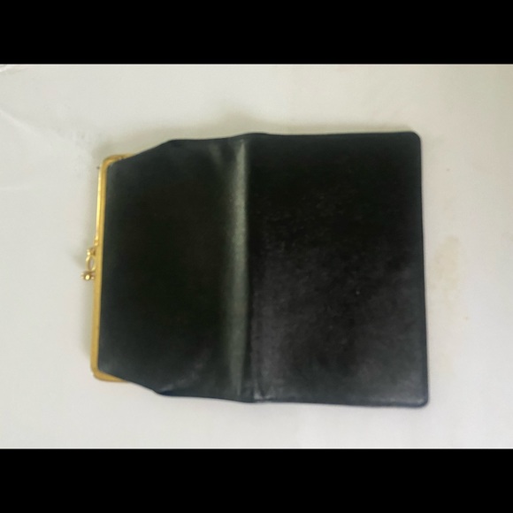 Vintage 1950’s Black and gold clutch - Picture 6 of 11